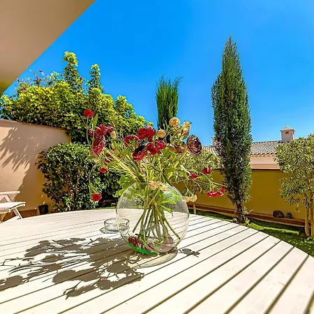 Garden View La Arena Apartment