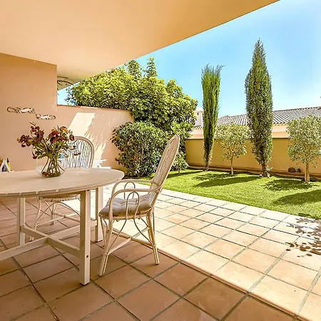Garden View La Arena Apartment *