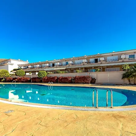 Garden View La Arena Apartment